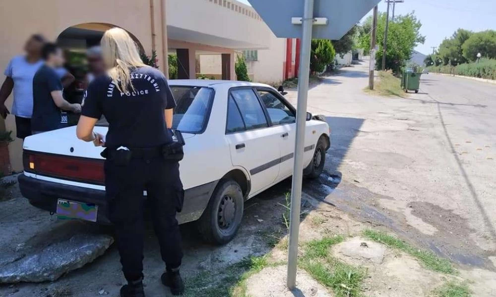 Τροχαίο στο Αλιβέρι: Τραυματίστηκε ανήλικο κορίτσι και οδηγός (εικόνες)